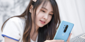 最高立减400元，毕业季换新机首选一加8系列