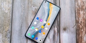 120W快充强势加持，iQOO 5系列成今夏热门机型