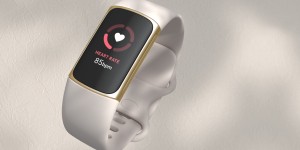 Fitbit Charge5正式发布：支持心电图监测，自带GPS